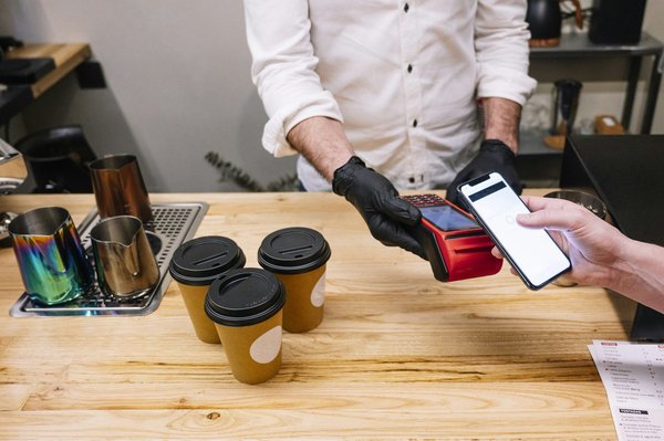 Coque iphone 15 : protection moderne avec réduction exclusif !